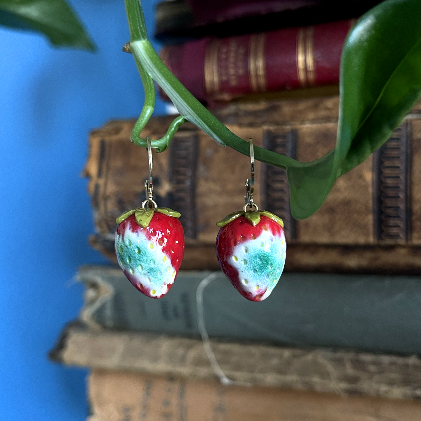 MOLDY STRAWBERRY CHARMS ***SINGLE*** EARRING