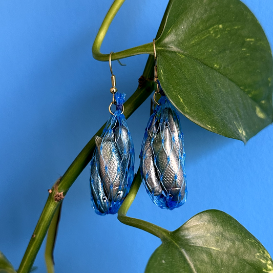 GONE FISHIN' SARDINE NET BAG EARRINGS