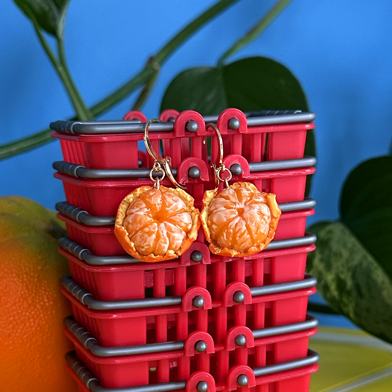 PEELED ORANGE ***SINGLE*** EARRING