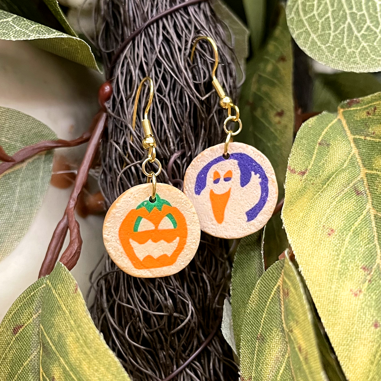 GHOST COOKIE ***SINGLE CHARM*** (EARRINGS/PIN/MAGNET)